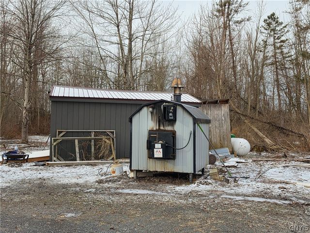 383 Peter Scott Road, Schroeppel, NY 13132