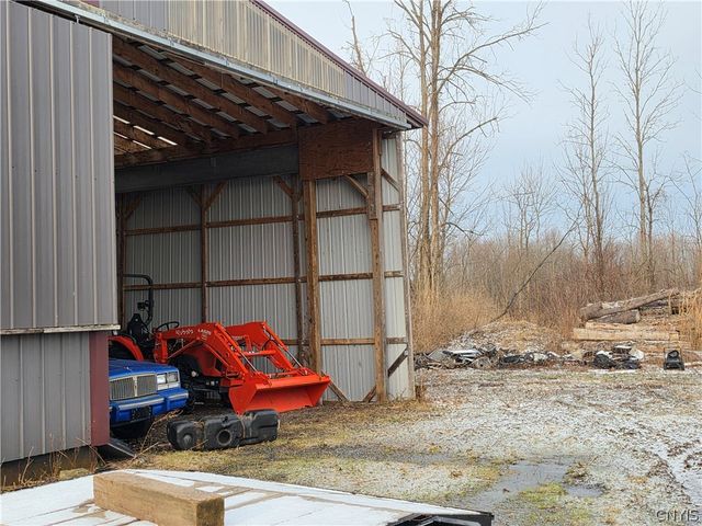 383 Peter Scott Road, Schroeppel, NY 13132