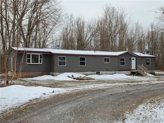 383 Peter Scott Road, Schroeppel, NY 13132