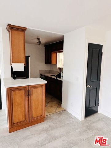 2507 E 15th Street 104, Long Beach, CA 90804