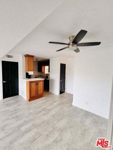2507 E 15th Street 104, Long Beach, CA 90804