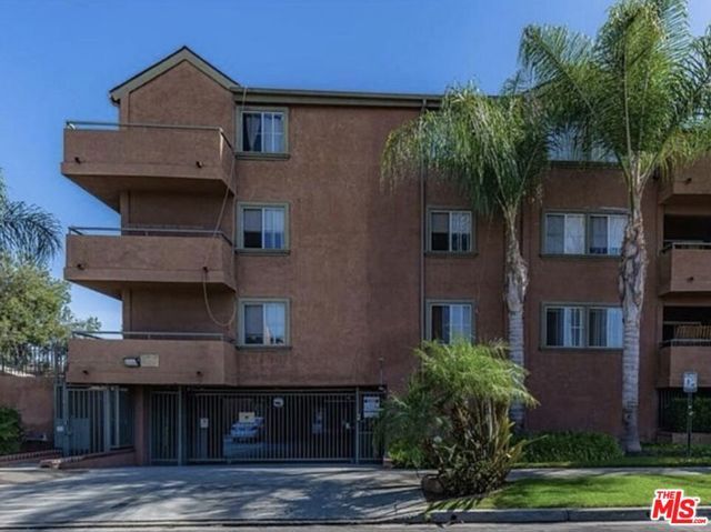 2507 E 15th Street 104, Long Beach, CA 90804
