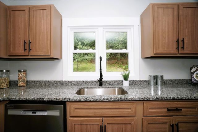 212 Colburn Road, Temple, NH 03084