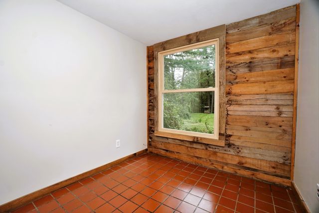 212 Colburn Road, Temple, NH 03084