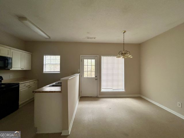 6746 Sunset Hills Boulevard, Rex, GA 30273