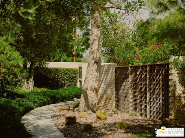 360 Cabrillo Road 101, Palm Springs, CA 92262