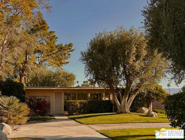 360 Cabrillo Road 101, Palm Springs, CA 92262