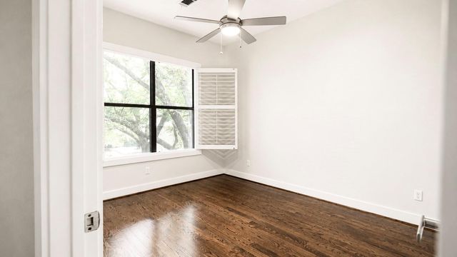 11020 Avenu Malkenu Avenue, Houston, TX 77043