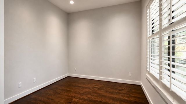 11020 Avenu Malkenu Avenue, Houston, TX 77043