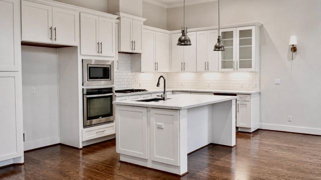 11020 Avenu Malkenu Avenue, Houston, TX 77043