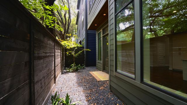11020 Avenu Malkenu Avenue, Houston, TX 77043