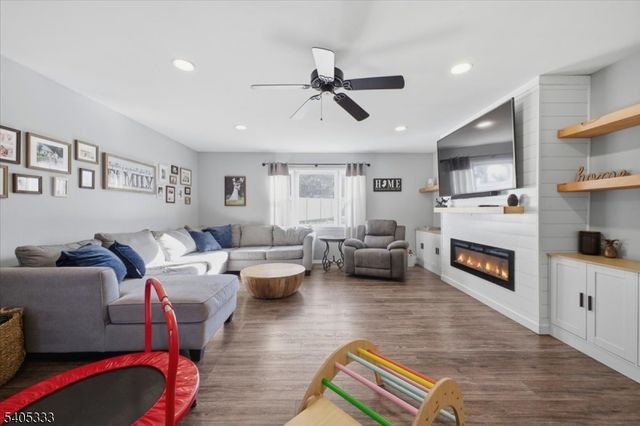 3 Cypress Rd, Franklin Twp., NJ 08873