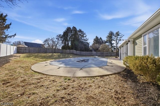 3 Cypress Rd, Franklin Twp., NJ 08873