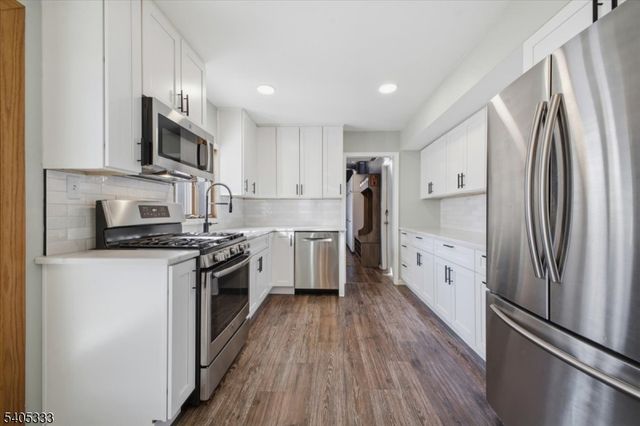 3 Cypress Rd, Franklin Twp., NJ 08873