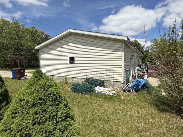 240 N Juneau Street, Adams, WI 53910