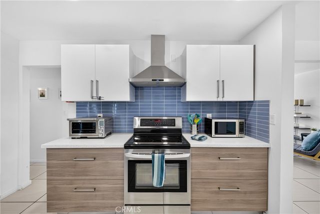 2080 E Mcmanus Drive, Palm Springs, CA 92262