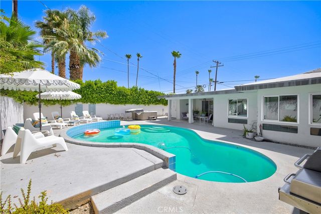 2080 E Mcmanus Drive, Palm Springs, CA 92262