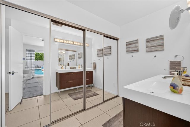 2080 E Mcmanus Drive, Palm Springs, CA 92262