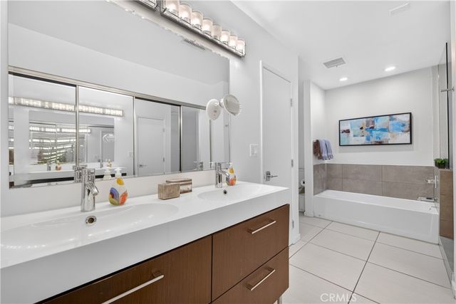 2080 E Mcmanus Drive, Palm Springs, CA 92262