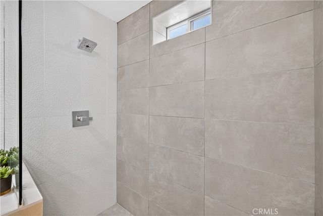 2080 E Mcmanus Drive, Palm Springs, CA 92262