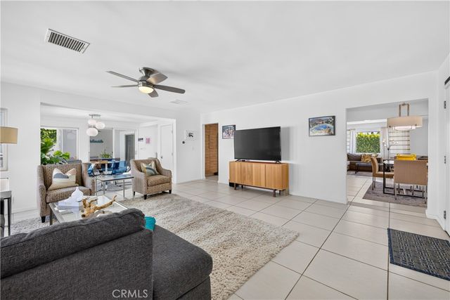 2080 E Mcmanus Drive, Palm Springs, CA 92262