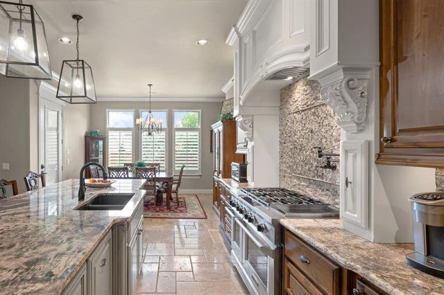 2725 Open Range Road, Edmond, OK 73034