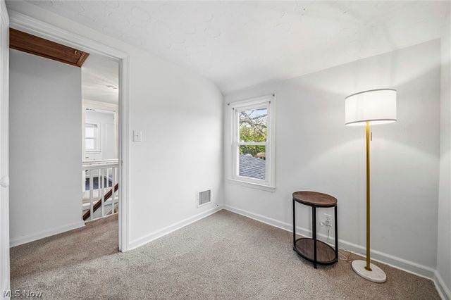 305 Hayes Avenue, Cuyahoga Falls, OH 44221