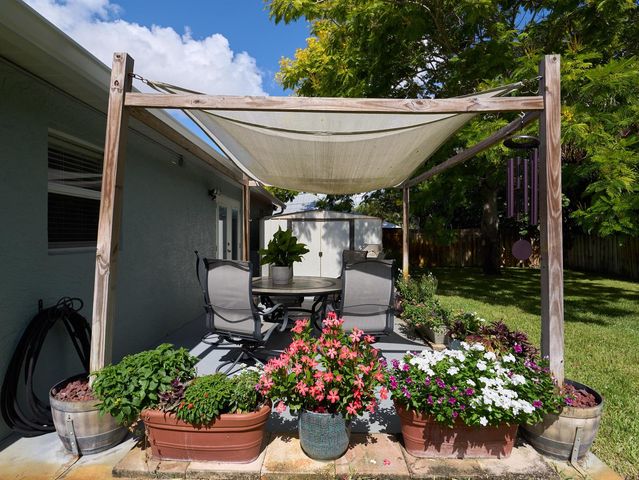 1189 NW 15th Street, Stuart, FL 34994