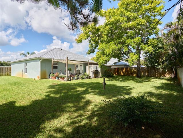 1189 NW 15th Street, Stuart, FL 34994