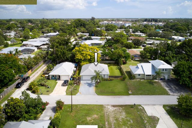 1189 NW 15th Street, Stuart, FL 34994