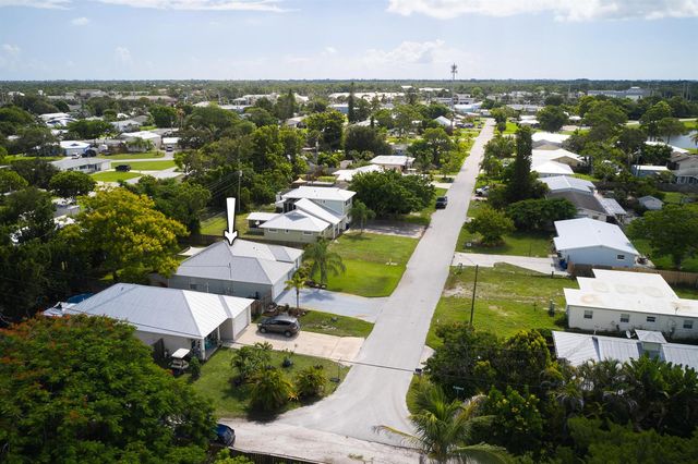 1189 NW 15th Street, Stuart, FL 34994