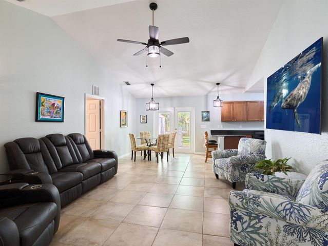 1189 NW 15th Street, Stuart, FL 34994