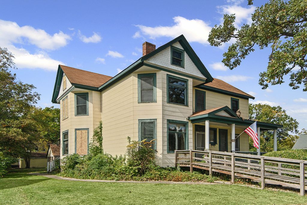 1322 Main Street, Crete, IL 60417 — exterior