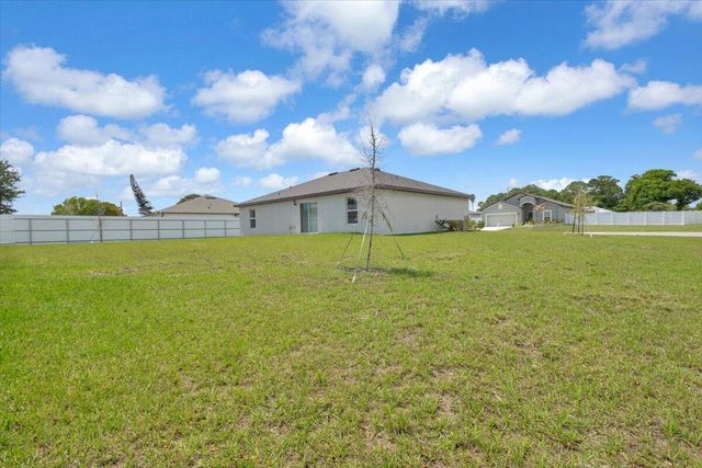 920 SW Castaneda Lane, Port St. Lucie, FL 34953