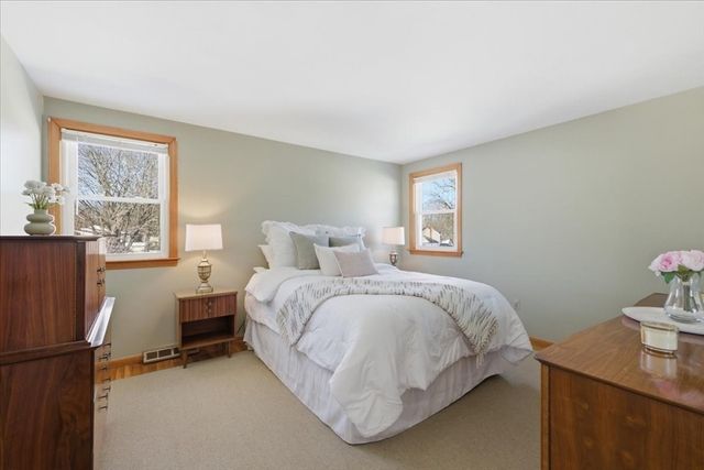 72 Rogers Dr, Stoughton, MA 02072