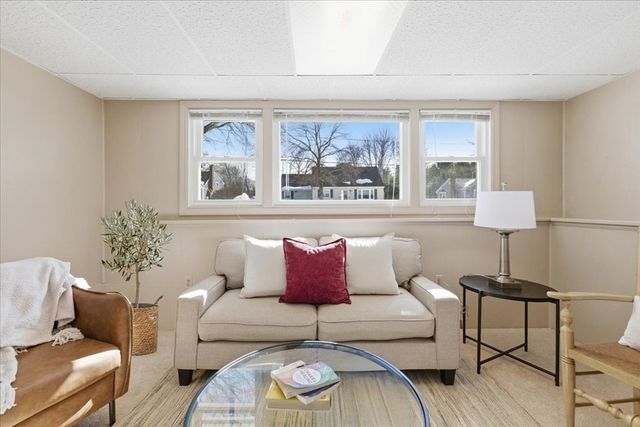 72 Rogers Dr, Stoughton, MA 02072