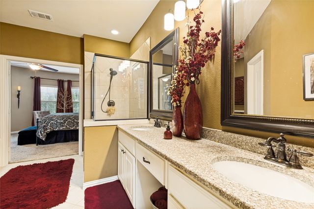 2500 Rockbrook Drive A31, Lewisville, TX 75067