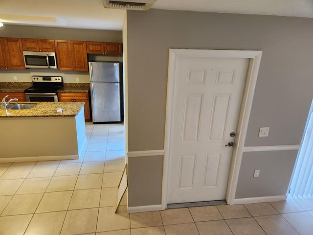 4514 45th Way, West Palm Beach, FL 33407