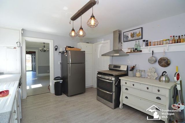 7808 Lewis Avenue, Bedford Twp, MI 48182