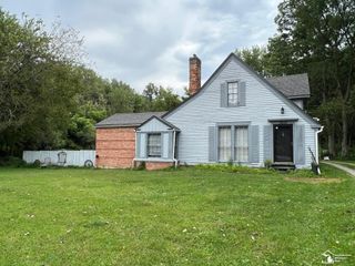 7808 Lewis Avenue, Bedford Twp, MI 48182