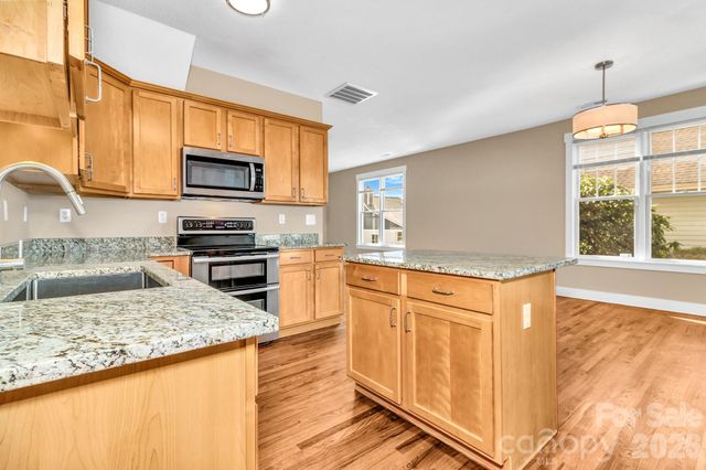 5 Veranda Trail 19, Asheville, NC 28803