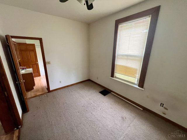1323 Franklin Avenue, Cincinnati, OH 45237