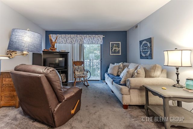 3288 Devonwood Hills F, Grand Rapids, MI 49525