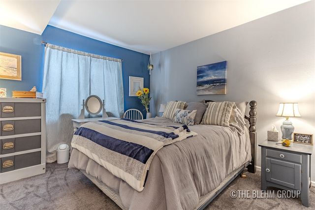 3288 Devonwood Hills F, Grand Rapids, MI 49525