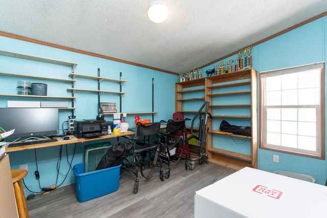 8 Miriam Road, Merrimack, NH 03054