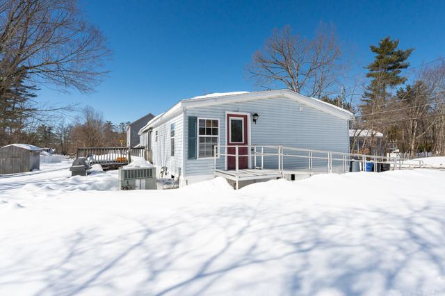 8 Miriam Road, Merrimack, NH 03054