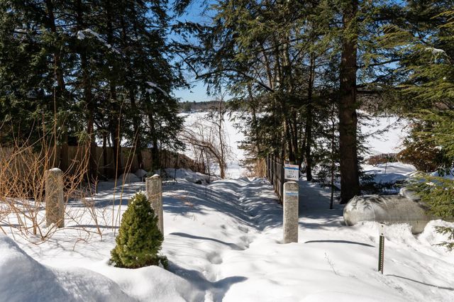 8 Miriam Road, Merrimack, NH 03054