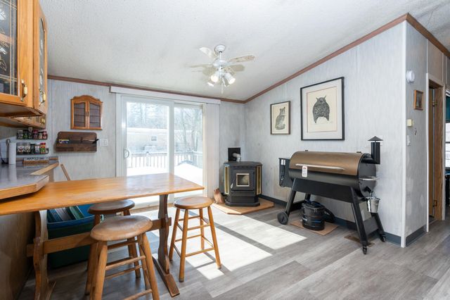 8 Miriam Road, Merrimack, NH 03054