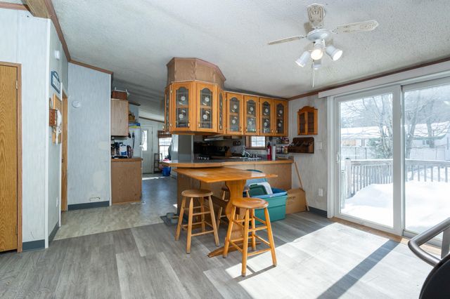 8 Miriam Road, Merrimack, NH 03054