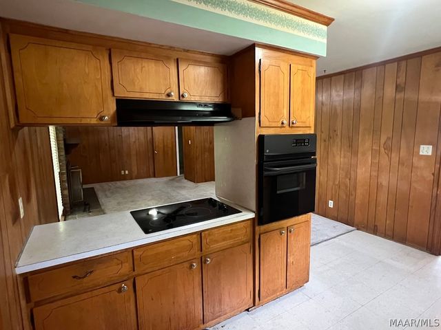 233 Carol Villa Drive, Montgomery, AL 36109